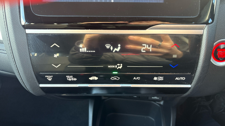 Honda Jazz 1.3 i-VTEC EX Navi 5dr CVT Petrol Hatchback